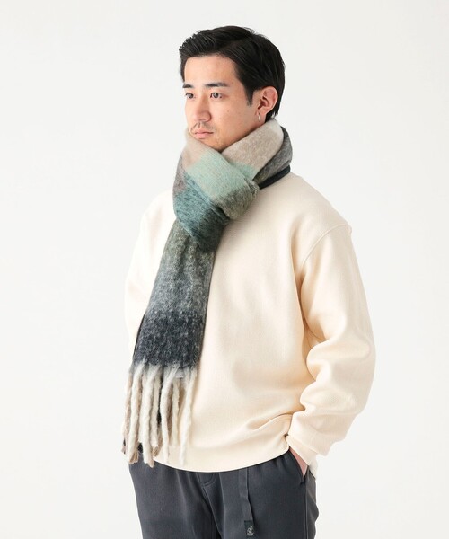 B:MING by BEAMS(ビーミングバイビームス)の「シャギー チェック マフラー(ユニセックス)(マフラー・メンズ・グレー/ブラック・ONE SIZE)」の10枚目の写真