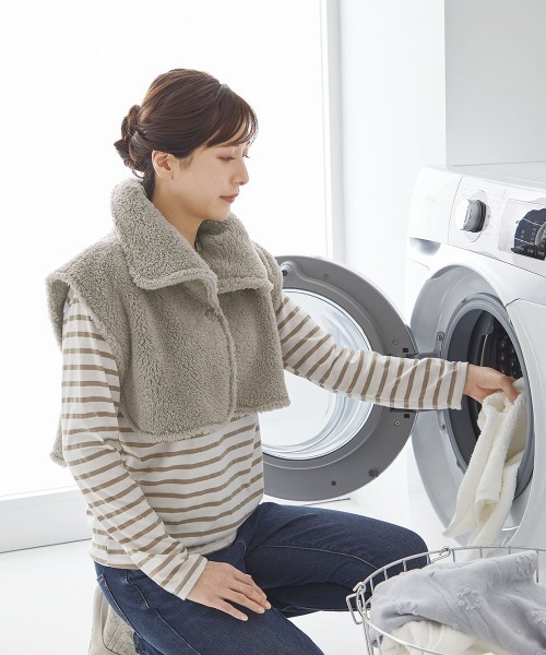 BACKYARD FAMILY（バックヤードファミリー）の「耳まであったか首元ベスト（その他ルームウェア・レディース・グレイッシュベージュ・FREE）」の14枚目の写真