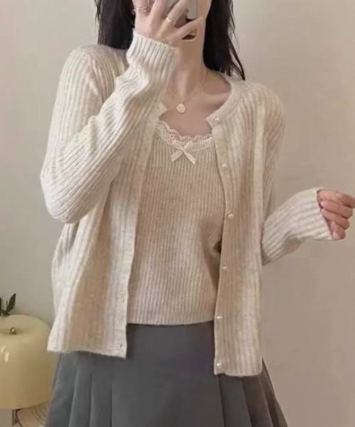 LADY LIKE(レディライク)の「レースリボン付き丸首カーデアンサンブル2点セット(ニット/セーター・レディース・グレー/ピンク/ベージュ・M)」の8枚目の写真