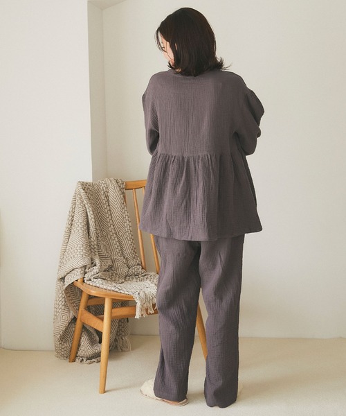 cross marche(クロスマルシェ)の「【LAFUKU/ラフク】ゆったり柔らかダブルガーゼパジャマ綿100%《上下セット》(ルームウェア/パジャマ・レディース・アイボリー/ベージュ/チャコール・LL/L/M)」の18枚目の写真
