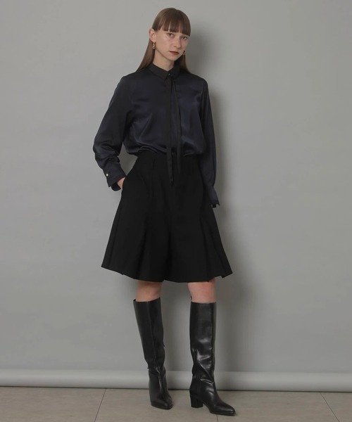 CADUNE（カデュネ）の「ナロータイブラウス（シャツ/ブラウス・レディース・ホワイト/ネイビー・36/38）」の11枚目の写真