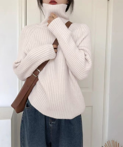 ONEP STAR(ワンピスター)の「厚手リブ編みハイネックニット(ニット/セーター・レディース・テラコッタ/パープル/ネイビー/イエロー/オフホワイト/ブルー・FREE)」の7枚目の写真