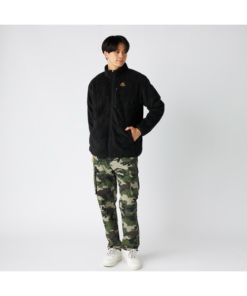 Kappa（カッパ）の「Kappa カッパ 軽量 防風 胸元ファスナーポケット付き シャギー トラックジャケット（ジャージ・メンズ・ブラック/ホワイト/ベージュ・M/L/LL）」の19枚目の写真