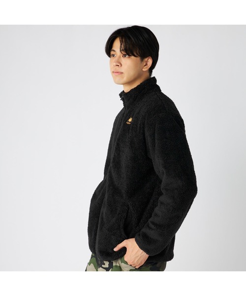 Kappa（カッパ）の「Kappa カッパ 軽量 防風 胸元ファスナーポケット付き シャギー トラックジャケット（ジャージ・メンズ・ブラック/ホワイト/ベージュ・M/L/LL）」の16枚目の写真