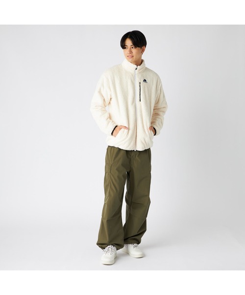 Kappa（カッパ）の「Kappa カッパ 軽量 防風 胸元ファスナーポケット付き シャギー トラックジャケット（ジャージ・メンズ・ブラック/ホワイト/ベージュ・M/L/LL）」の8枚目の写真