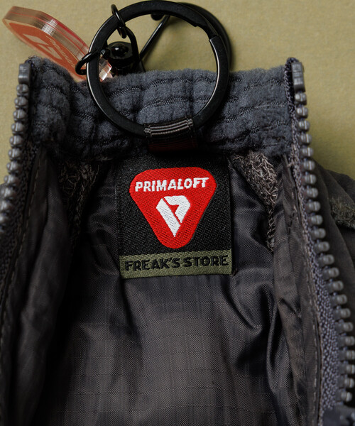 FREAK'S STORE(フリークスストア)の「HIGH LOFT JACKET PRIMALOFT KEY CHARM/ハイロフト ジャケット プリマロフト キーチャーム(キーホルダー・メンズ・ブラック/オリーブ/チャコールグレー・ONE SIZE)」の7枚目の写真
