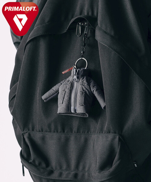 FREAK'S STORE（フリークスストア）の「HIGH LOFT JACKET PRIMALOFT KEY CHARM/ハイロフト ジャケット プリマロフト キーチャーム（キーホルダー・メンズ・ブラック/オリーブ/チャコールグレー・ONE SIZE）」の12枚目の写真
