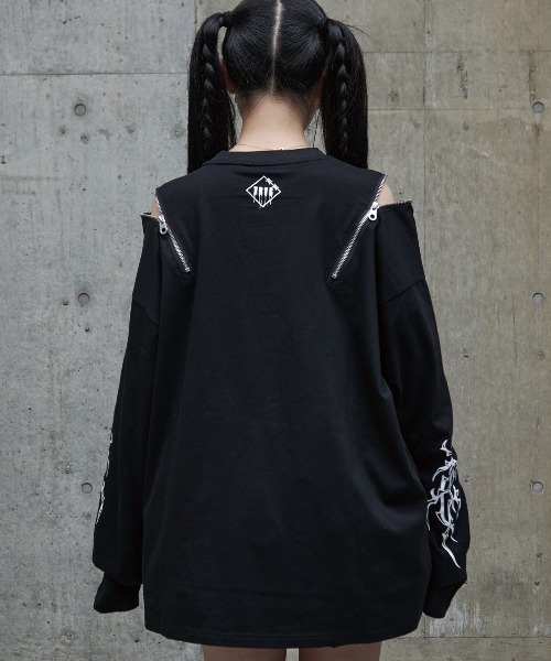 TRAVAS TOKYO(トラバス トウキョウ)の「『TRAVAS TOKYO/トラバス トーキョー』てぃらコラボイラストプリントL/S Tee 天使ver./悪魔ver.(Tシャツ/カットソー・レディース・ブラック/ホワイト・FREE)」の11枚目の写真