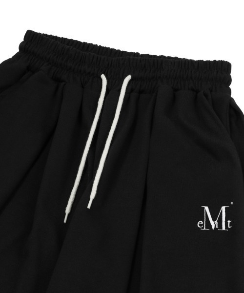 MUCENT(ムセント)の「A'GEM/9 × .kom 『MUCENT/ムーセント』 SIGNATURE FOUR PINTUCK WIDE SWEAT PANTS/4ピンタックワイドスウェットパンツ(スウェットパンツ・レディース・グレー/ブラック・FREE)」の11枚目の写真