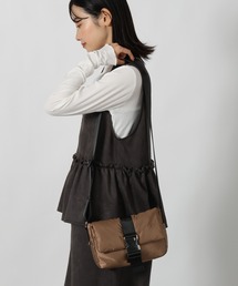 LAKOLE | ボンディングバックルショルダーバッグ / 607727(ショルダーバッグ)