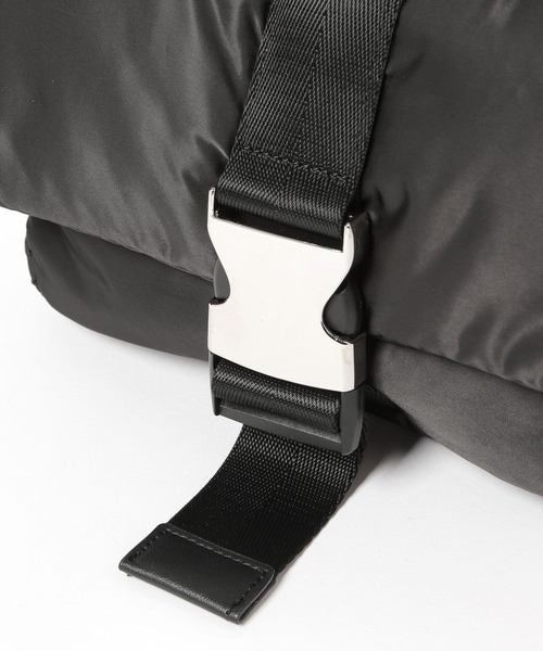 LAKOLE（ラコレ）の「ボンディングバックルショルダーバッグ / 607727（ショルダーバッグ・レディース・ブラック/ブラウン・FREE）」の19枚目の写真