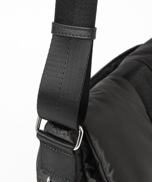 LAKOLE（ラコレ）の「ボンディングバックルショルダーバッグ / 607727（ショルダーバッグ・レディース・ブラック/ブラウン・FREE）」の3枚目の写真