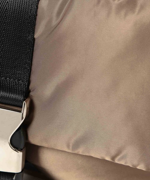 LAKOLE（ラコレ）の「ボンディングバックルショルダーバッグ / 607727（ショルダーバッグ・レディース・ブラック/ブラウン・FREE）」の11枚目の写真