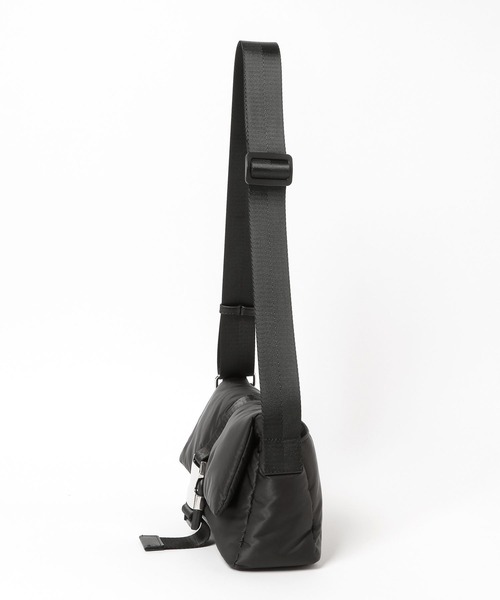 LAKOLE（ラコレ）の「ボンディングバックルショルダーバッグ / 607727（ショルダーバッグ・レディース・ブラック/ブラウン・FREE）」の12枚目の写真