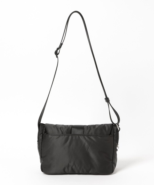 LAKOLE（ラコレ）の「ボンディングバックルショルダーバッグ / 607727（ショルダーバッグ・レディース・ブラック/ブラウン・FREE）」の13枚目の写真