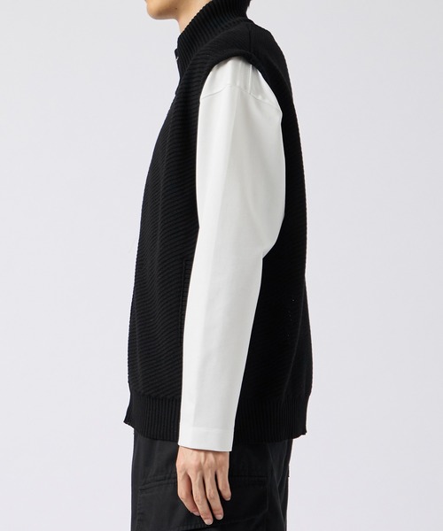 CITY TOKYO（シティトウキョウ）の「【CITY TOKYO/シティートーキョー】バイアスドライバーズベスト（ベスト・メンズ・ブラック/ライトグレー・1/2）」の6枚目の写真