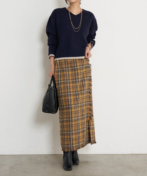 Jena espace merveilleux（ジェナ　エスパスメルヴェイユ）の「ラメラインVニット（ニット/セーター・レディース・ブルー/ベージュ/ネイビー・FREE）」の14枚目の写真