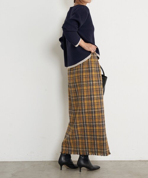 Jena espace merveilleux（ジェナ　エスパスメルヴェイユ）の「ラメラインVニット（ニット/セーター・レディース・ブルー/ベージュ/ネイビー・FREE）」の16枚目の写真