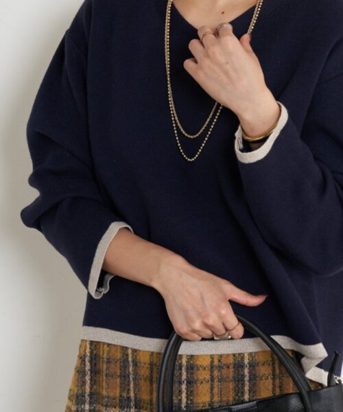 Jena espace merveilleux（ジェナ　エスパスメルヴェイユ）の「ラメラインVニット（ニット/セーター・レディース・ブルー/ベージュ/ネイビー・FREE）」の20枚目の写真