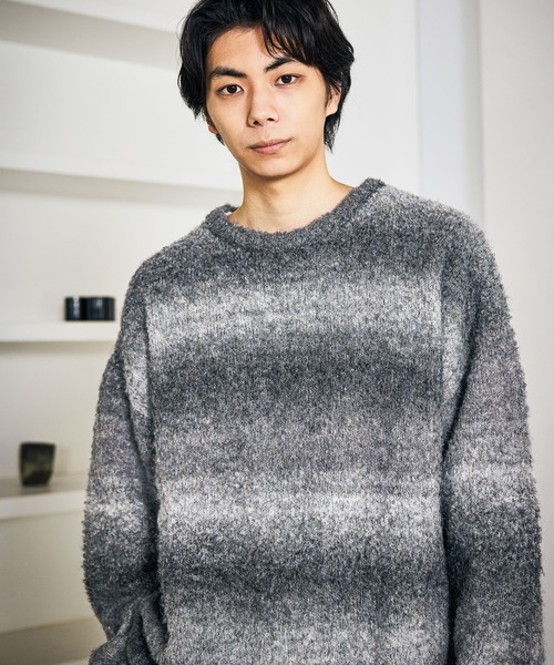 LAKOLE(ラコレ)の「スペースダイニットプルオーバー / 608735(ニット/セーター・メンズ・ブラック/ブルー/オレンジ・MEDIUM/LARGE)」の1枚目の写真