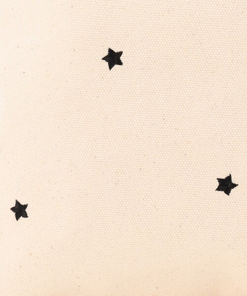 TOCCA(トッカ)の「LUCKY TWINKLE CANVASTOTE キャンバストートバッグ(トートバッグ・レディース・ブラック系/ライトグレー系/レッド系/ネイビー系/アイボリー系・F)」の10枚目の写真