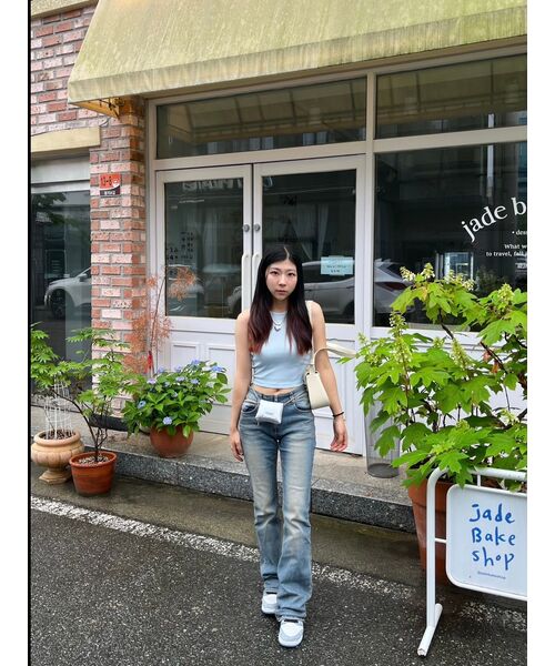 WOOALONG(ウアロン)の「Western washed boots-cut denim pants - BLUE(デニムパンツ・レディース・ブルー・SMALL/MEDIUM)」の21枚目の写真