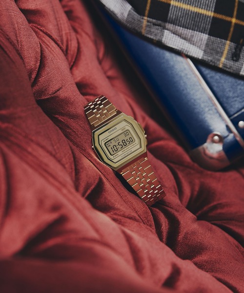 CASIO(カシオ)の「CASIO CLASSIC / PREMIUMシリーズ / A1000G-9JF(デジタル腕時計・メンズ・ゴールド・FREE)」の4枚目の写真