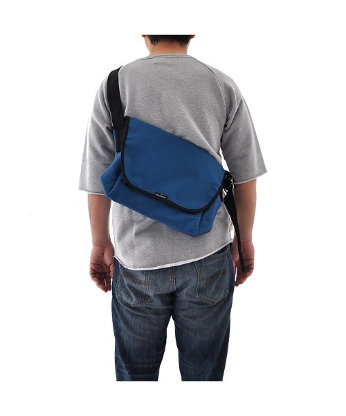TONE SELECT GOODS(トーンセレクトグッズ)の「Butler Verner Sails (バトラーバーナーセイルズ) コーデュラウォータープルーフメッセンジャー JA-1605【JA-1605-33】(ショルダーバッグ・メンズ・ロイヤルブルー・FREE)」の6枚目の写真