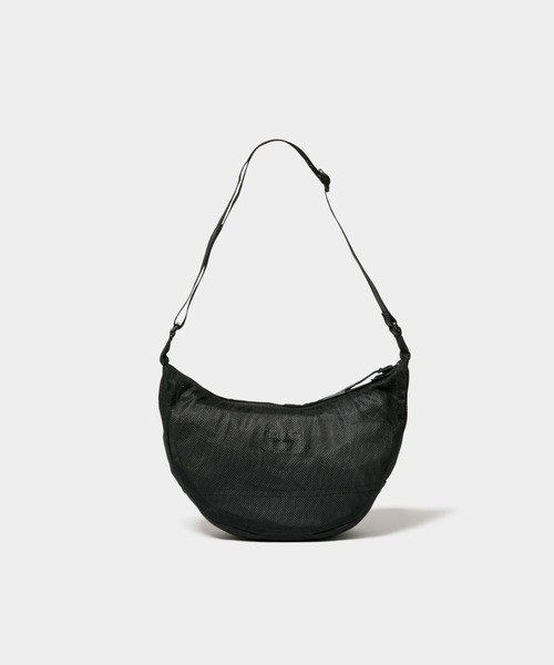 beautiful people(ビューティフルピープル)の「nothing to hide half moon bag(ショルダーバッグ・レディース・ホワイト/ブラック・FREE)」の3枚目の写真