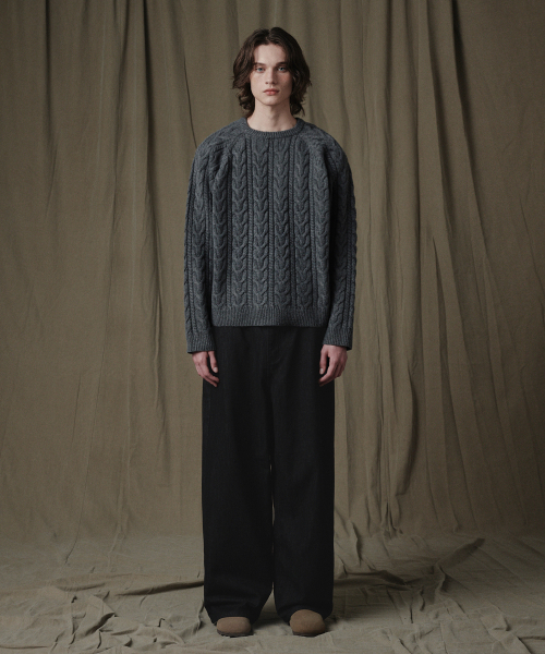 GLW(ジーエルダブリュ)の「レギュラーニットケーブルチャコール(ニット/セーター・レディース・その他・MEDIUM/LARGE/SMALL)」の4枚目の写真