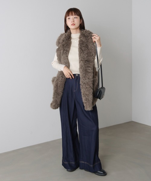 Bou Jeloud（ブージュルード）の「ファームートン切替コクーンベスト（ベスト・レディース・モカ/グレイッシュベージュ・38）」の4枚目の写真