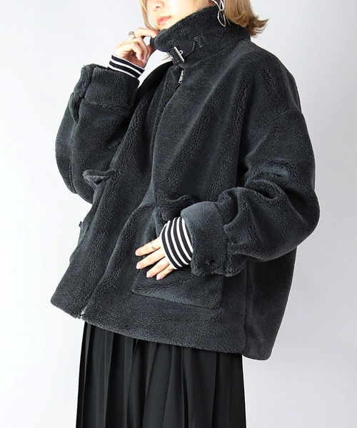 and it_（アンドイット）の「テディベアボアジップアップブルゾン（ブルゾン・レディース・チャコール/ブラウン/ブラック・M）」の8枚目の写真
