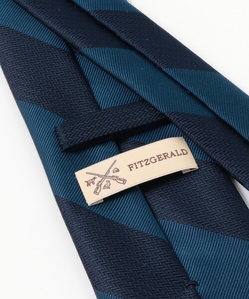 BEAMS F(ビームスエフ)の「FITZGERALD / シルク ストライプ ネクタイ(ネクタイ・メンズ・グリーン/ネイビー・ONE SIZE)」の7枚目の写真
