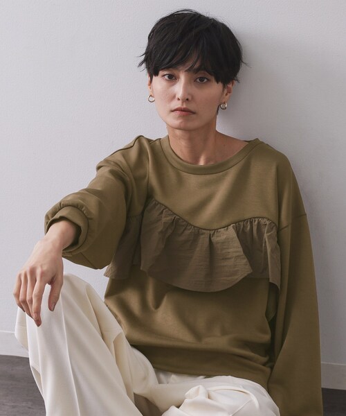 OPAQUE.CLIP(オペークドットクリップ)の「フリルドッキングトップス【洗濯機OK】(Tシャツ/カットソー・レディース・ブラック/ブラウン系その他/ライトベージュ・38/40)」の2枚目の写真