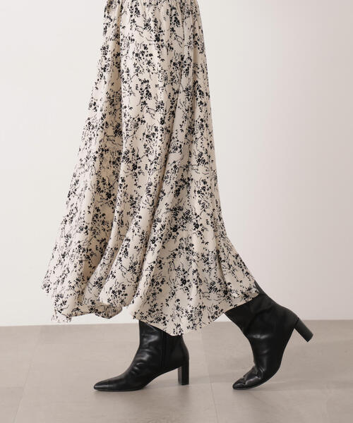 PROPORTION BODY DRESSING(プロポーションボディドレッシング)の「フロントリボン花柄ドッキングワンピース / 1216140006(ワンピース・レディース・ベージュ/ブラック・MEDIUM/P/S/SMALL)」の3枚目の写真