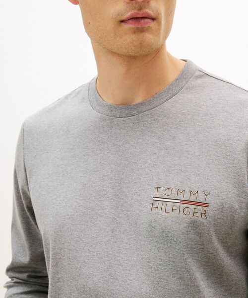 TOMMY HILFIGER(トミーヒルフィガー)の「アイコンインターロックロングスリーブTシャツ(Tシャツ/カットソー・メンズ・グレー/ブラック・LARGE/MEDIUM/SMALL/X-LARGE)」の7枚目の写真