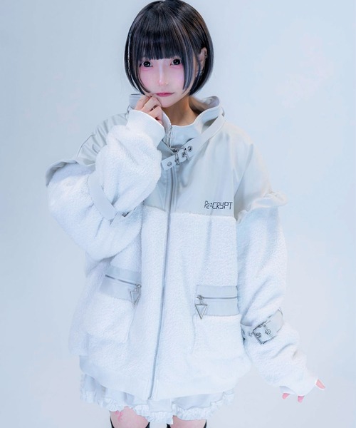 Re:CRYPT(リクリプト)の「ベルトPU切り替えフェイクファージャケット / フェイクファーブルゾン ボアコート ワンポイント(ブルゾン・レディース・ホワイト/ブラック・F)」の18枚目の写真