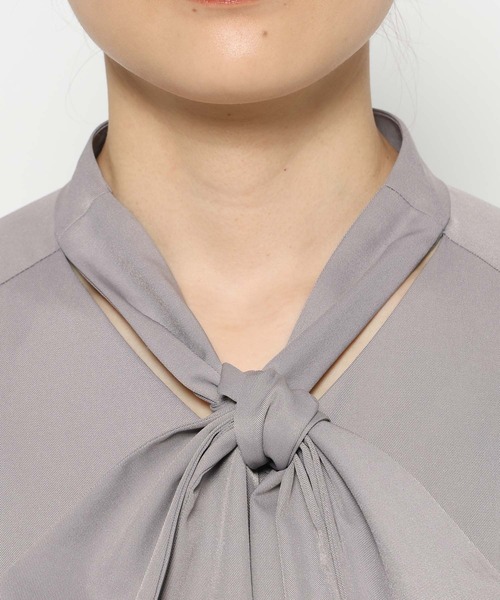 HARE（ハレ）の「カフスレイヤービジューボウタイワンピース(HARE)（ワンピース・レディース・ブラック/グレー・FREE）」の6枚目の写真