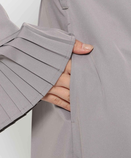 HARE（ハレ）の「カフスレイヤービジューボウタイワンピース(HARE)（ワンピース・レディース・ブラック/グレー・FREE）」の4枚目の写真