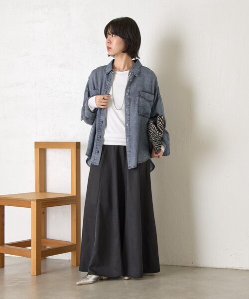 Jena espace merveilleux（ジェナ　エスパスメルヴェイユ）の「【レイヤードにも最適　ぴらこ企画　WEB限定】タンクレイヤーカットソー（Tシャツ/カットソー・レディース・グレー/オフホワイト/ブラック・FREE）」の15枚目の写真