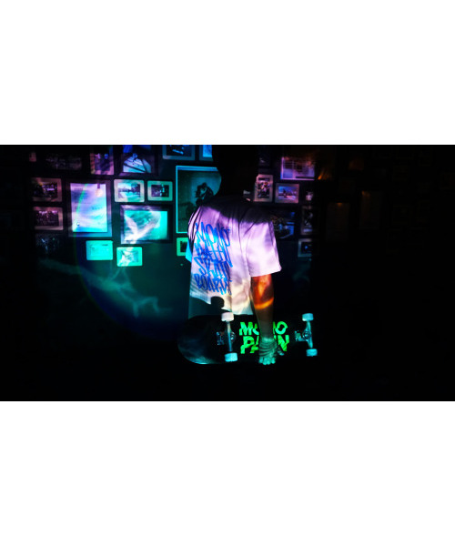 MONOPATIN(モノパティン)の「tagging monopatinskateboards t shirt - WTNB(Tシャツ/カットソー・レディース・その他・MEDIUM/LARGE)」の6枚目の写真