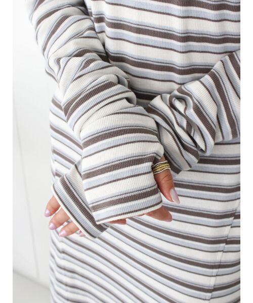 Ungrid（アングリッド）の「バックオープンテレコカットワンピース（ワンピース・レディース・ブラック/その他1/ライトグレー・FREE）」の8枚目の写真