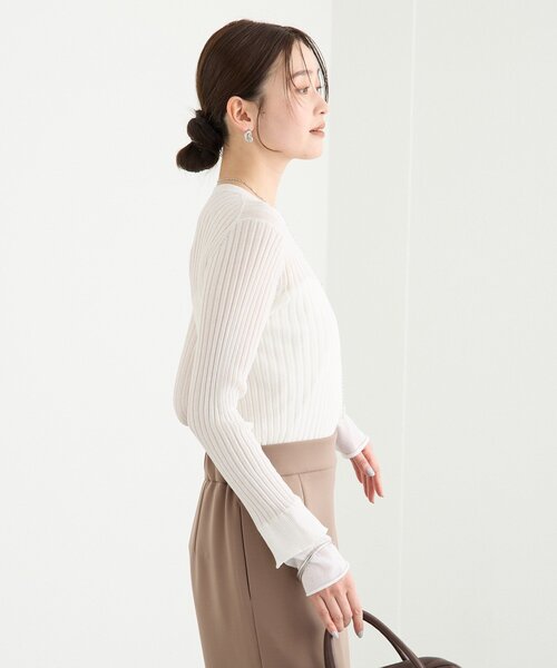 RIVE DROITE（リヴドロワ）の「【レイヤード風の袖口】シアーカフスリブニット（ニット/セーター・レディース・オフホワイト/サックスブルー/イエロー・FREE）」の6枚目の写真