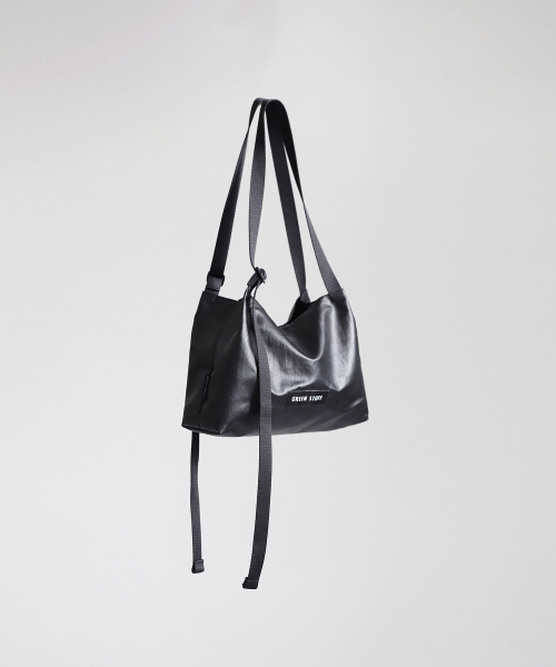 GREEN STUFF(グリーンスタッフ)の「doer bag 69 - matte stone black S(エコバッグ/サブバッグ・レディース・その他・FREE)」の2枚目の写真