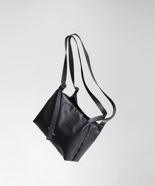 GREEN STUFF(グリーンスタッフ)の「doer bag 69 - matte stone black S(エコバッグ/サブバッグ・レディース・その他・FREE)」の3枚目の写真