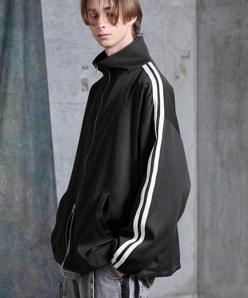 SERACE（セラス）の「【SERACE】Loose drape side cord track jacket / ルーズドレープサイドコードトラックジャケット（ブルゾン・メンズ・ホワイト/チャコールグレー/ブラック・S/L/M）」の9枚目の写真
