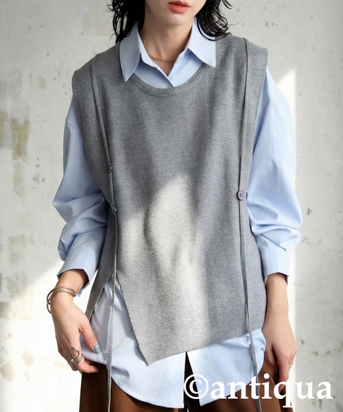antiqua(アンティカ)の「2点セット シャツ ベスト(シャツ/ブラウス・レディース・ブラック/グレー・ONESIZE)」の2枚目の写真