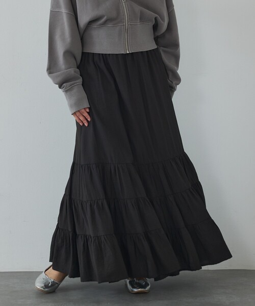 abahouse mavie（アバハウスマヴィ）の「【ペチ付き】ティアードスカート/春服/夏服/マキシ/レイヤード（スカート・レディース・チャコールグレー/ホワイト・フリー）」の8枚目の写真