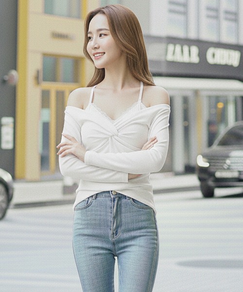 Pt18kg（プラチナイチハチキログラム）の「ツイストVレイヤードトップス（Tシャツ/カットソー・レディース・ホワイト/グレー・FREE）」の8枚目の写真