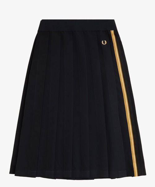 FRED PERRY(フレッドペリー)の「先行予約受付中/Tape Detail Pleated Midi Skirt/テープディテールプリーツミディスカート(スカート・レディース・ブラック・6/8/10)」の5枚目の写真